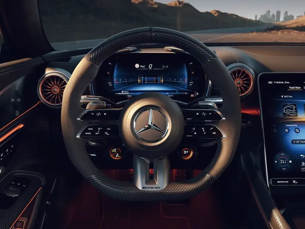 พวงมาลัย AMG Performance image