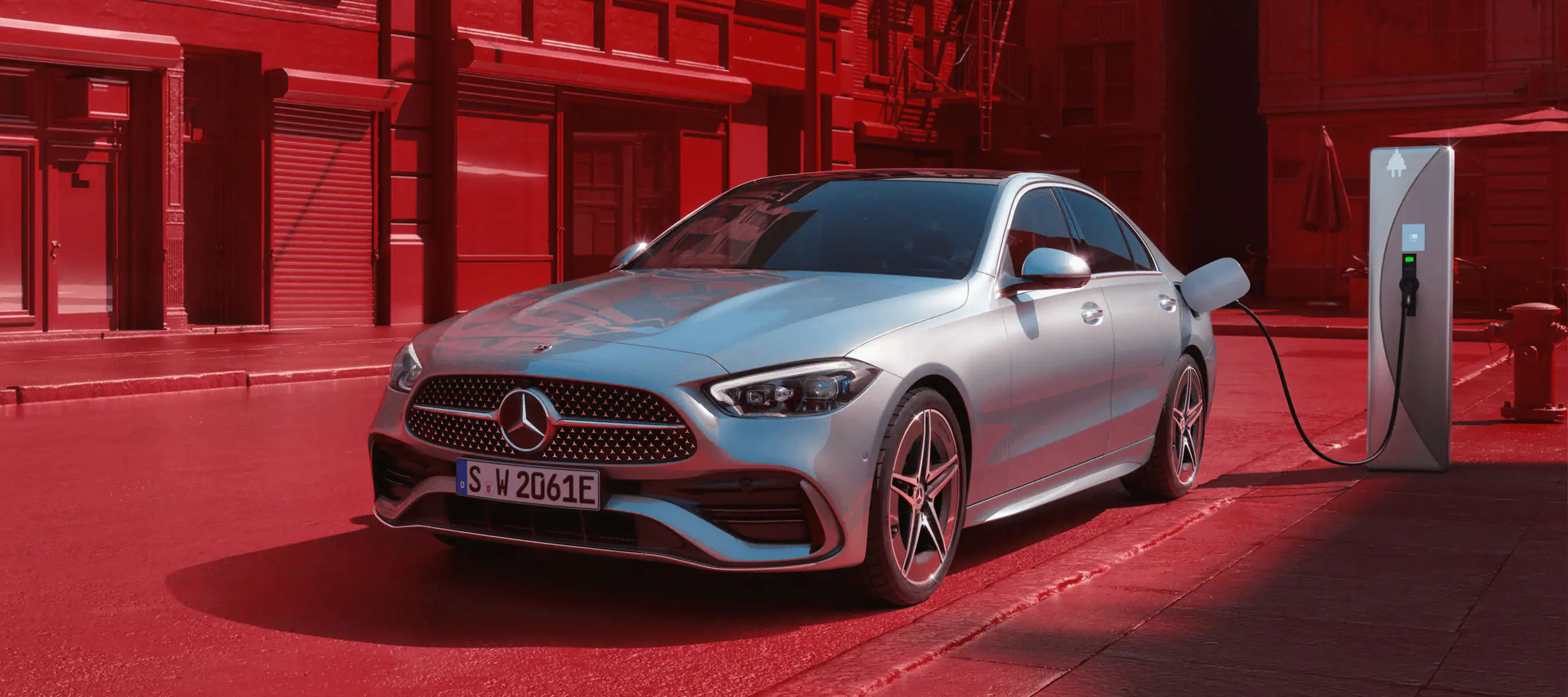 Exterior image showing mercedes-benz c-class: สมดุลแห่งความหรูหราและสปอร์ต ที่ส่งต่อ dna ของ s-class