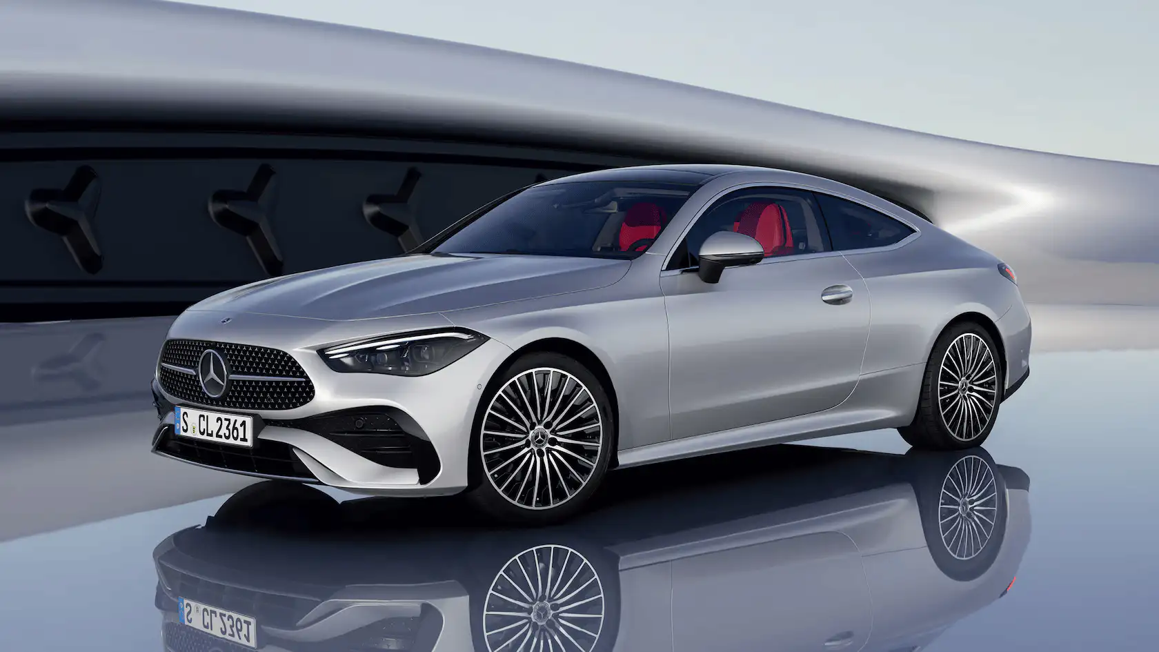 Exterior image showing mercedes-benz cle coupé : สายเลือดใหม่ของความสปอร์ตจาก mercedes-amg